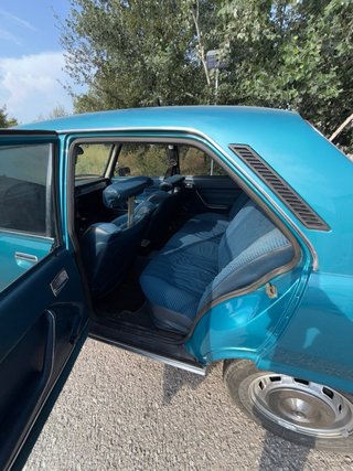 Peugeot 504 2016