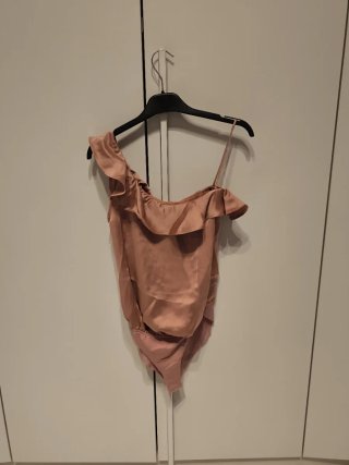Body con balze