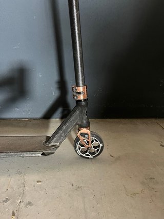 Patinete Oxelo para hacer trucos.