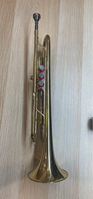 Trompeta YTR-2330 Bb + boquilla