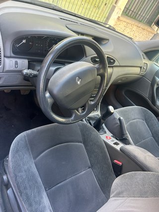 Renault Laguna 2002