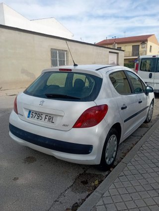 Peugeot 207 2007