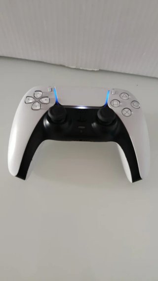 Consola PS5 Sony Blanca y Negra
