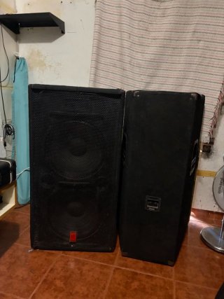 Altavoces pasivos Fender Negro