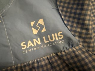 Bata escolar San Luis Valencia Talla 2 babero