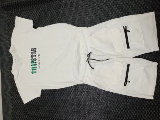 Conjunto Trapstar Camiseta y Pantalón Corto Blanco