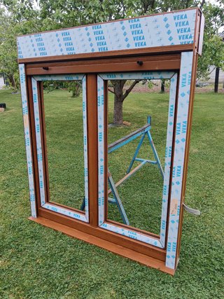 Ventana PVC Roble Dorado 2 Hojas
