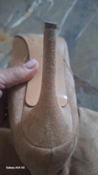 Botas altas camel tacón fino