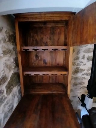 Aparador rústico de madera