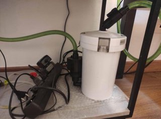 Acuario 70L con mueble y accesorios