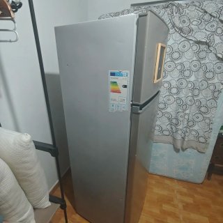Nevera combi plateada