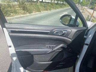 Porsche Cayenne 2012