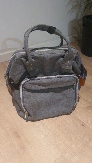 Mochila bebé pañales y biberones gris