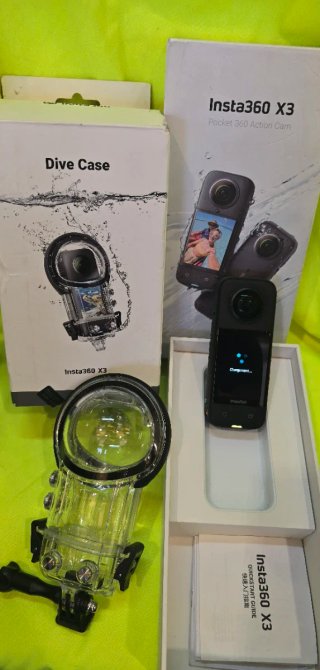 Insta360 X3 Dive Case y Cámara leer bien