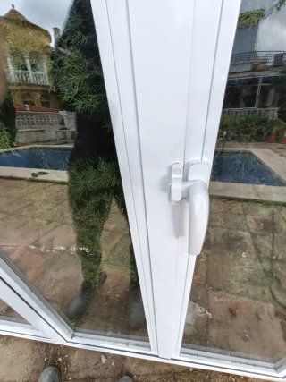 Balconera 4 hojas Climalit Aluminio 220x210