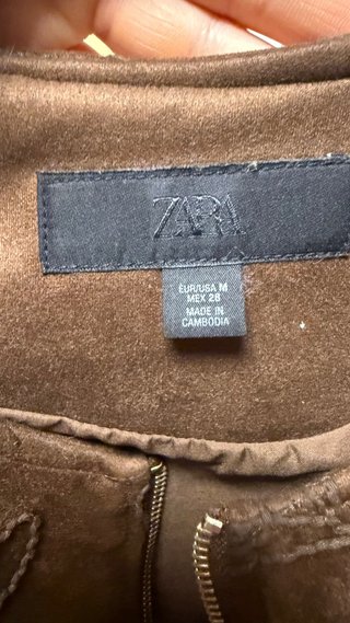 Chaqueta bomber Zara bordada
