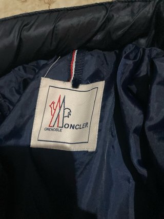 Chaqueta Moncler acolchada azul