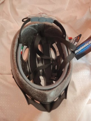 Casco Bici Nero e Argento Shain
