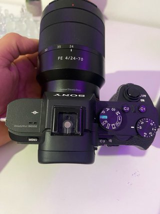 Sony Alpha 7 II con objetivo Vario-Tessar