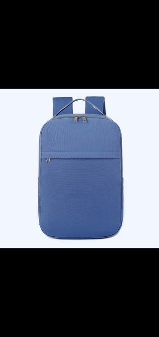 Mochila de viaje azul para cabina de avión