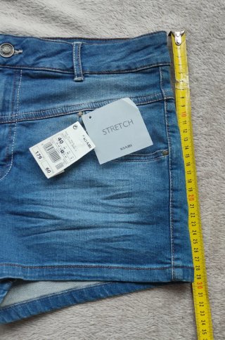 Short Vaquero Kiabi - Nuevo con Etiqueta (Talla 40