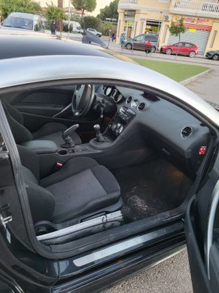 Peugeot RCZ 2010