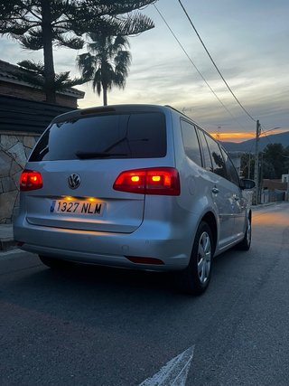 Volkswagen Touran 2012