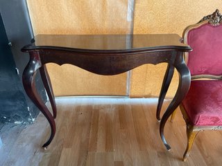 Mueble recibidor de madera
