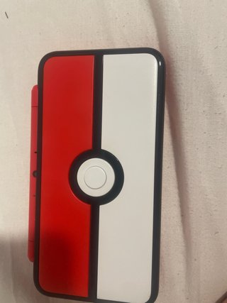 Nintendo New 2DS XL Edición Pokéball