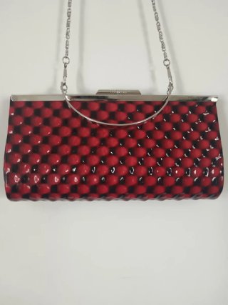 Bolso de fiesta rojo y negro