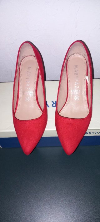 Zapatos de tacón rojos talla 36