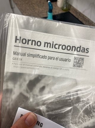 Microondas Samsung Grill 23L 800W GE83X