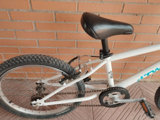 Bicicleta BTWIN Racing Boy 300
