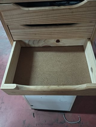 Clasificador de madera con cajones