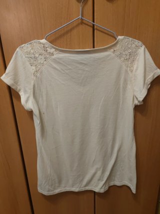 Camiseta Etam beige con encaje