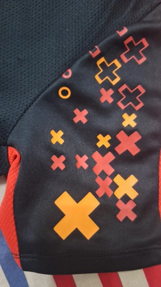 Camiseta Nike CR7 Negra y Naranja