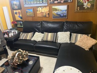 Sofa cheslong practicamente nuevo poco uso