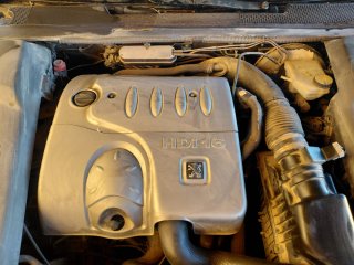 Peugeot 607 2002