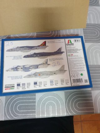 Maqueta AV-8B Harrier II Italeri 1:72
