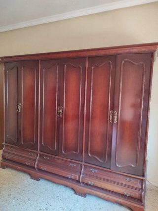 Armario grande vintage de madera