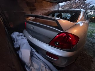 Hyundai Coupe V6 para reparar