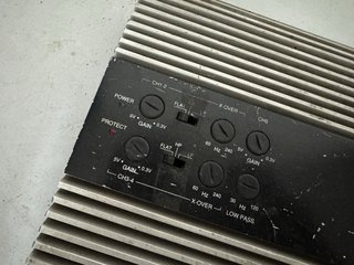 Amplificador Blaupunkt MPA 5