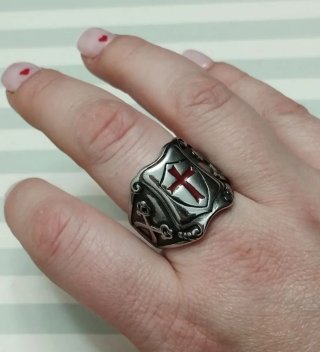 REBAJADO: ANILLO ESCUDO CRUZ ROJA TEMPLARIA