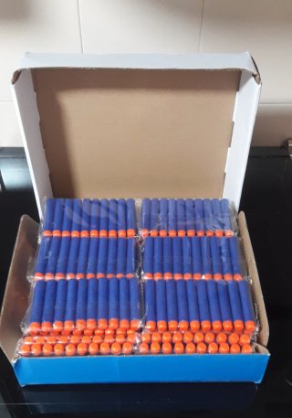 Caja de dardos NEFT