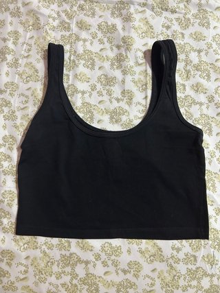 Crop top negro talla S Stradivarius