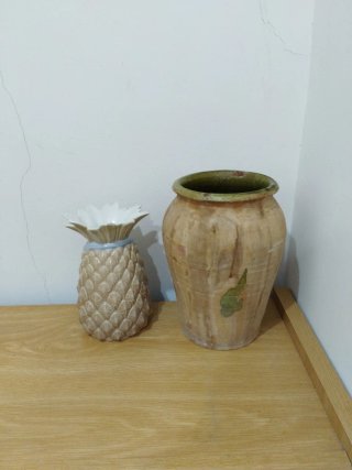 2 jarrones de cerámica y terracota