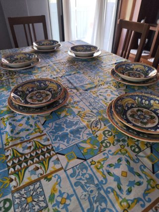 Set piatti ceramica decorati pezzi 12