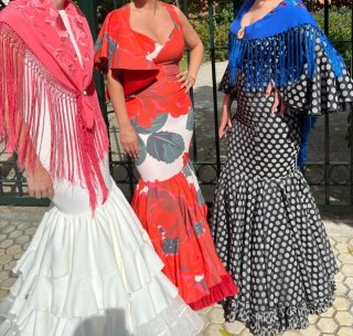Traje de flamenca lunares