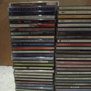 Lote 100 CDs Varios Estilos