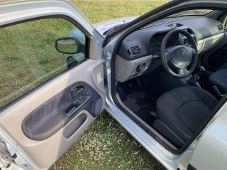 Renault Clio 2002